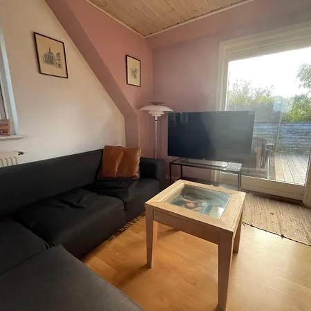 Appartement Entire With 2 Bedrooms And Private Patio *