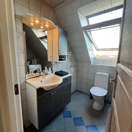Entire With 2 Bedrooms And Private Patio Apartament