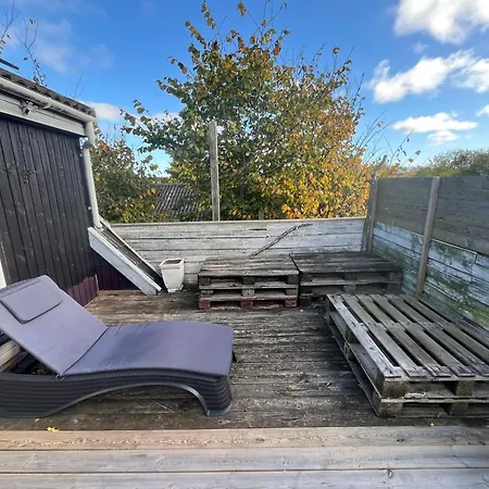 Entire With 2 Bedrooms And Private Patio Dragør
