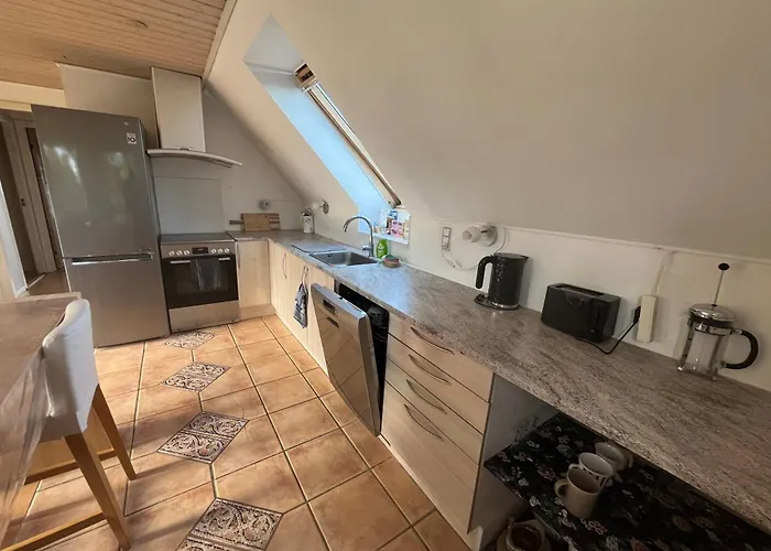 Entire With 2 Bedrooms And Private Patio Appartement